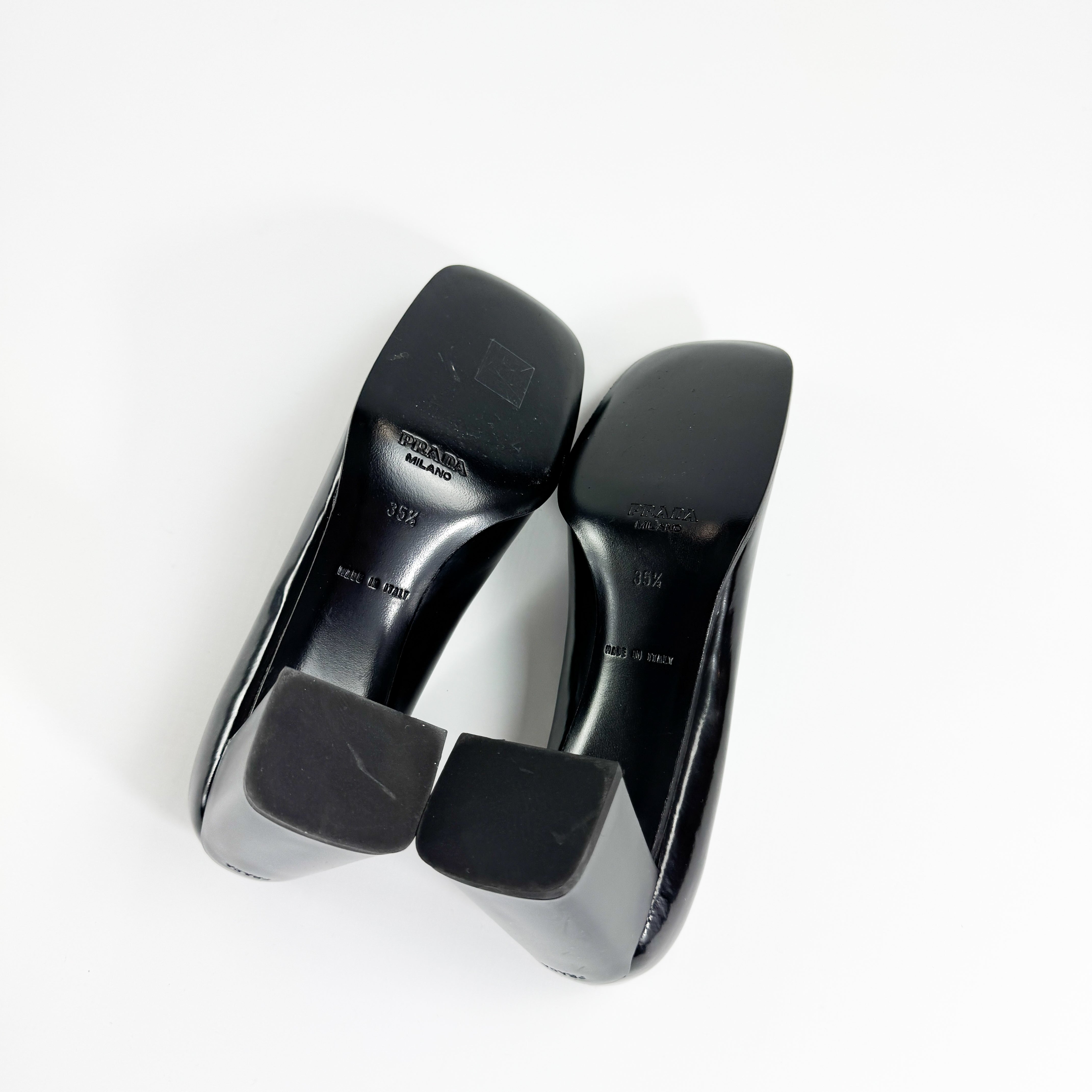 【ドーナッツ】SS1999 PRADA Squaqe Toe Heels Prada Mirrored Square Toe Block Heels SS1999 – CopMeIfYouCan